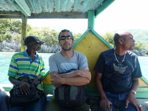 De barco, trecho final para se cvhegar à Labadee, na costa norte do Haiti